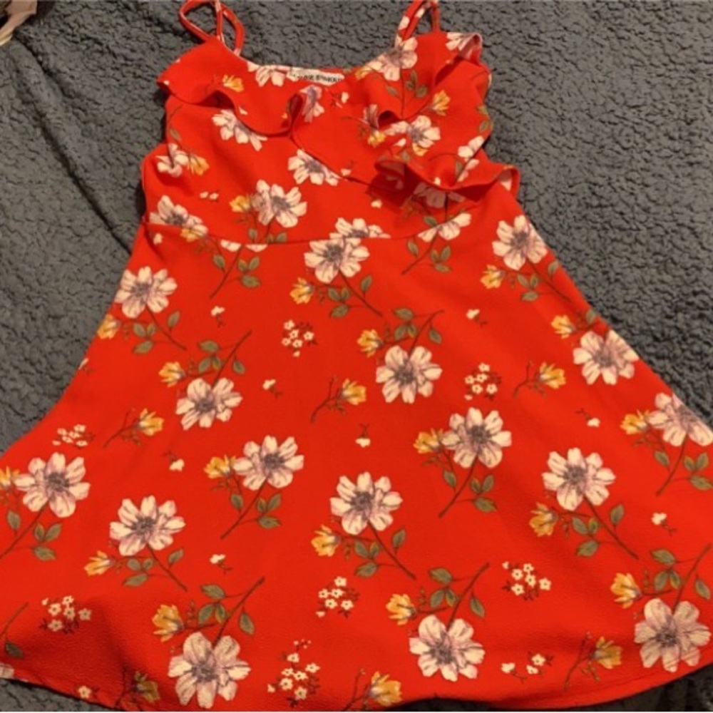Almost Famous Size Large Red Flower Print Dress
